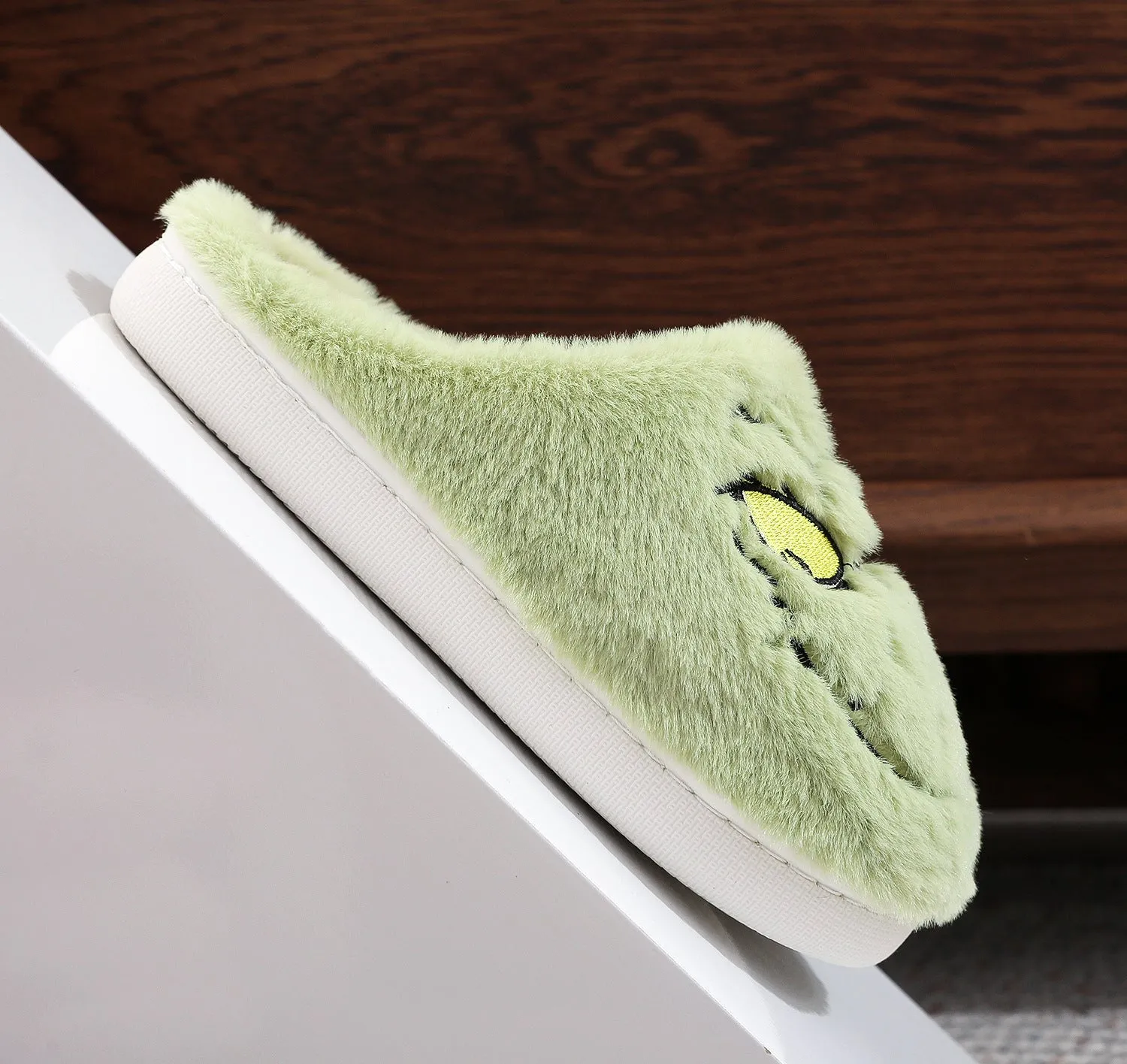 Christmas 🎄 Green Grinch Indoor Slippers