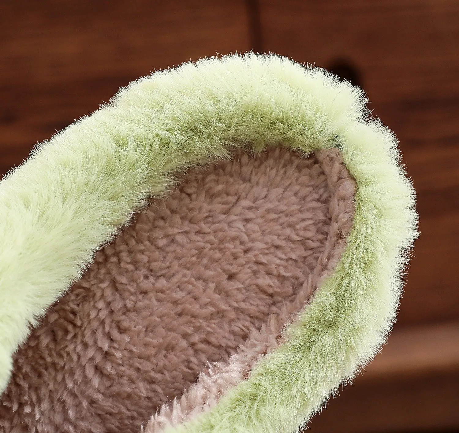 Christmas 🎄 Green Grinch Indoor Slippers