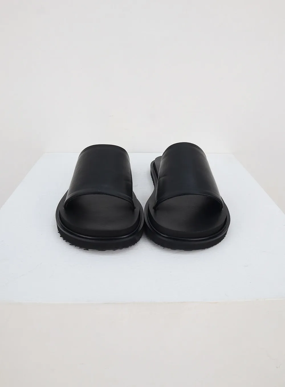 Faux Leather Slippers IA326