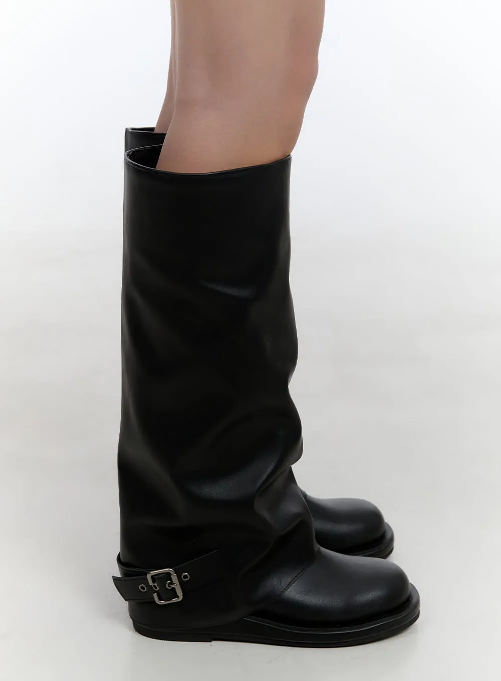 Maxi Solid Buckle Boots CS406