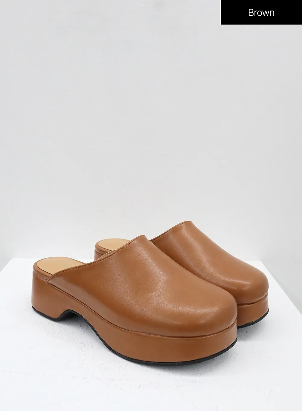 Simple Platform Mules OF322