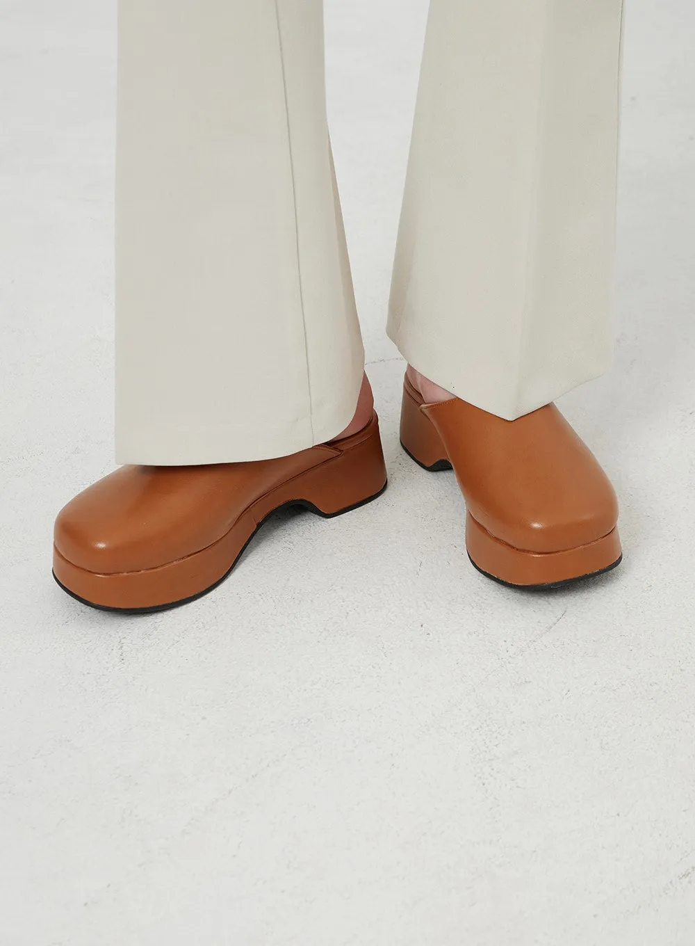 Simple Platform Mules OF322