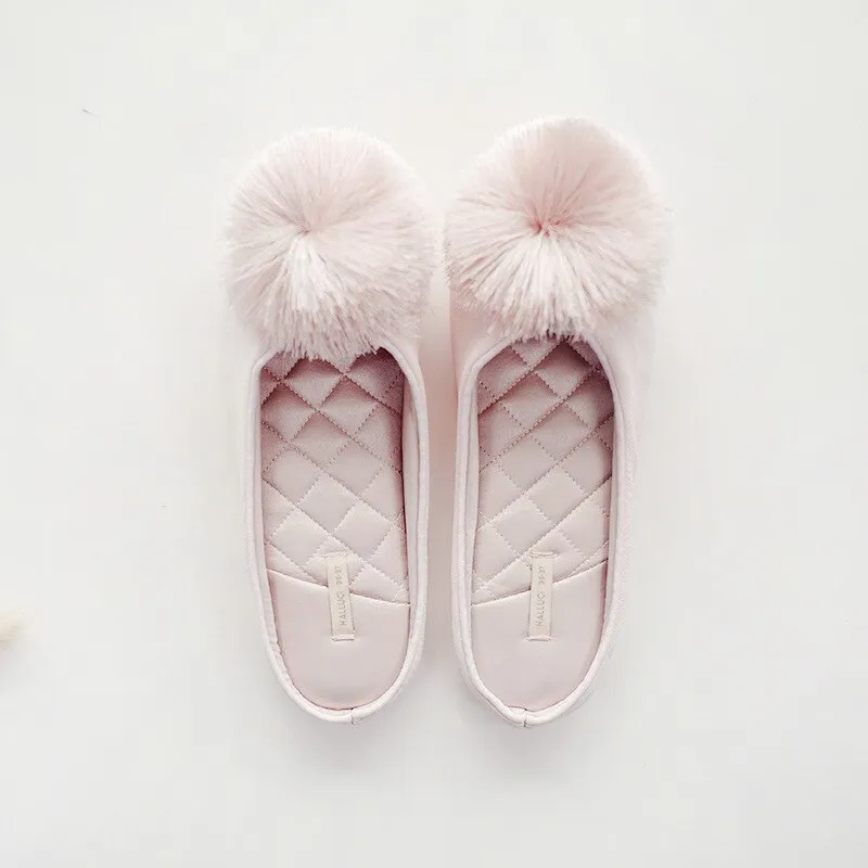 Womens Pom Pom Slippers